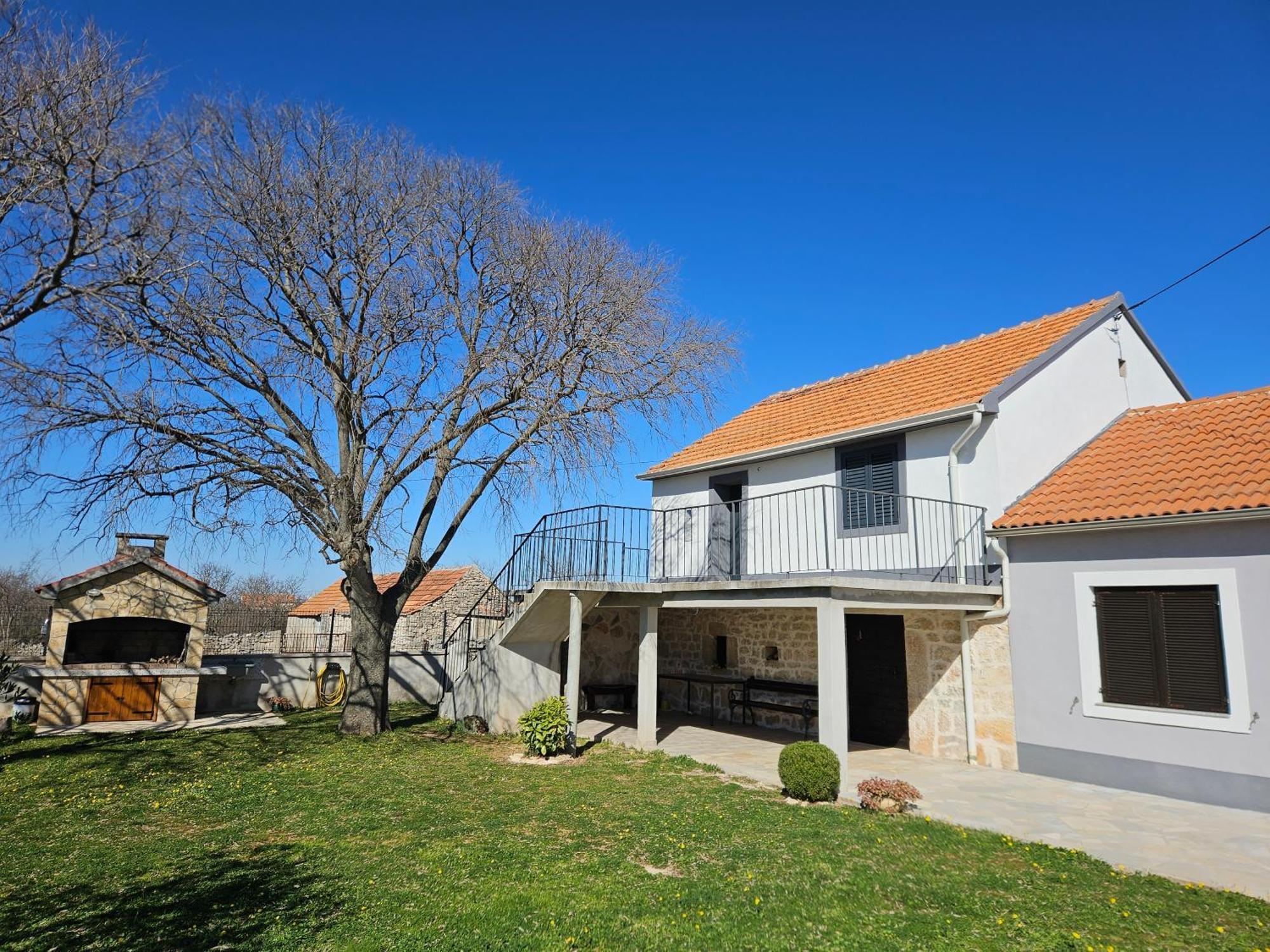 Holiday Home Nena Drniš 外观 照片
